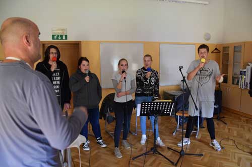 Utrinek Glasbeno umetniške skupine